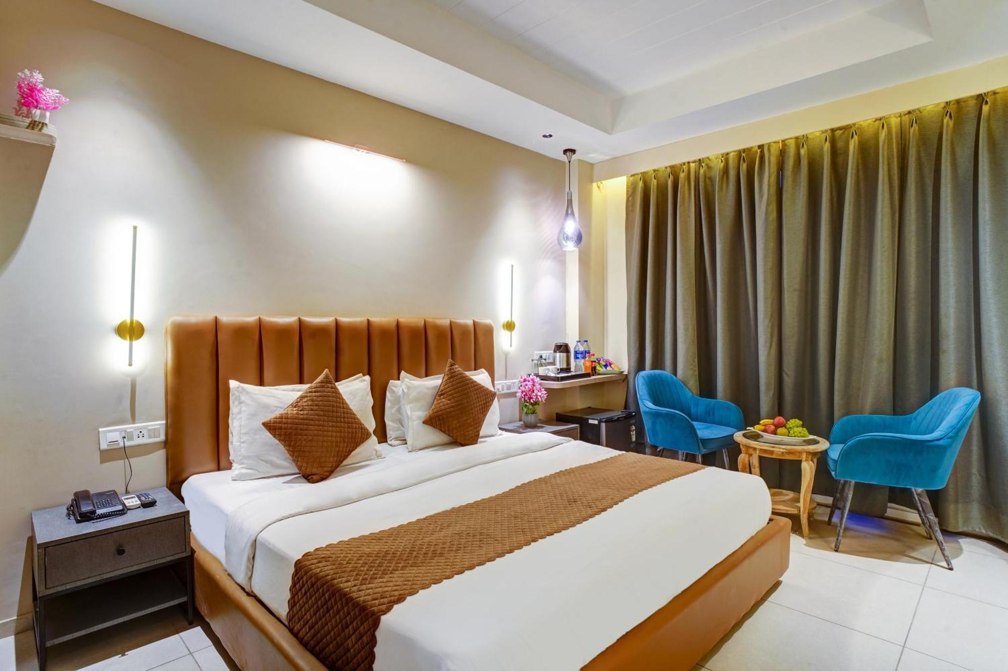 Rjk Stay - Sohna Road & Spaze It Park Gurgaon Luaran gambar